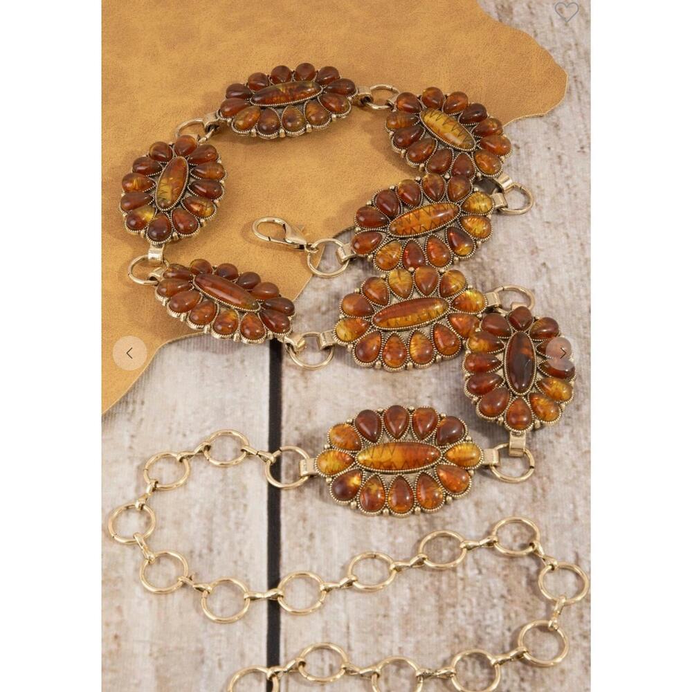 NEW FAME ACCESSORIES women's amber sunset concho belt in gold